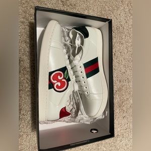 Gucci Ace apple shoes (Women)